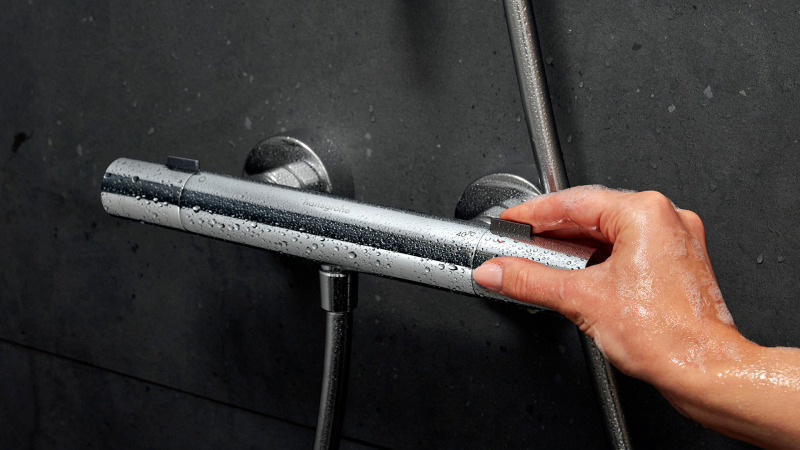 HansGrohe Crometta Aplike Duş Sistemi Vario, Ecostat 1001 Cl Termostat Ve 90 Cm Duş Barı İle - 27813400 - Görsel 2
